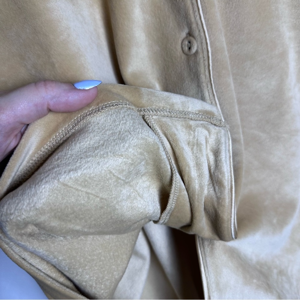 SKIMS Velour Long Sleeve Sleep Shirt Honey Medium NWT Soft Lounge Pajama Top - Picture 11 of 13